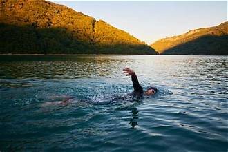 A swimmer in the lake
